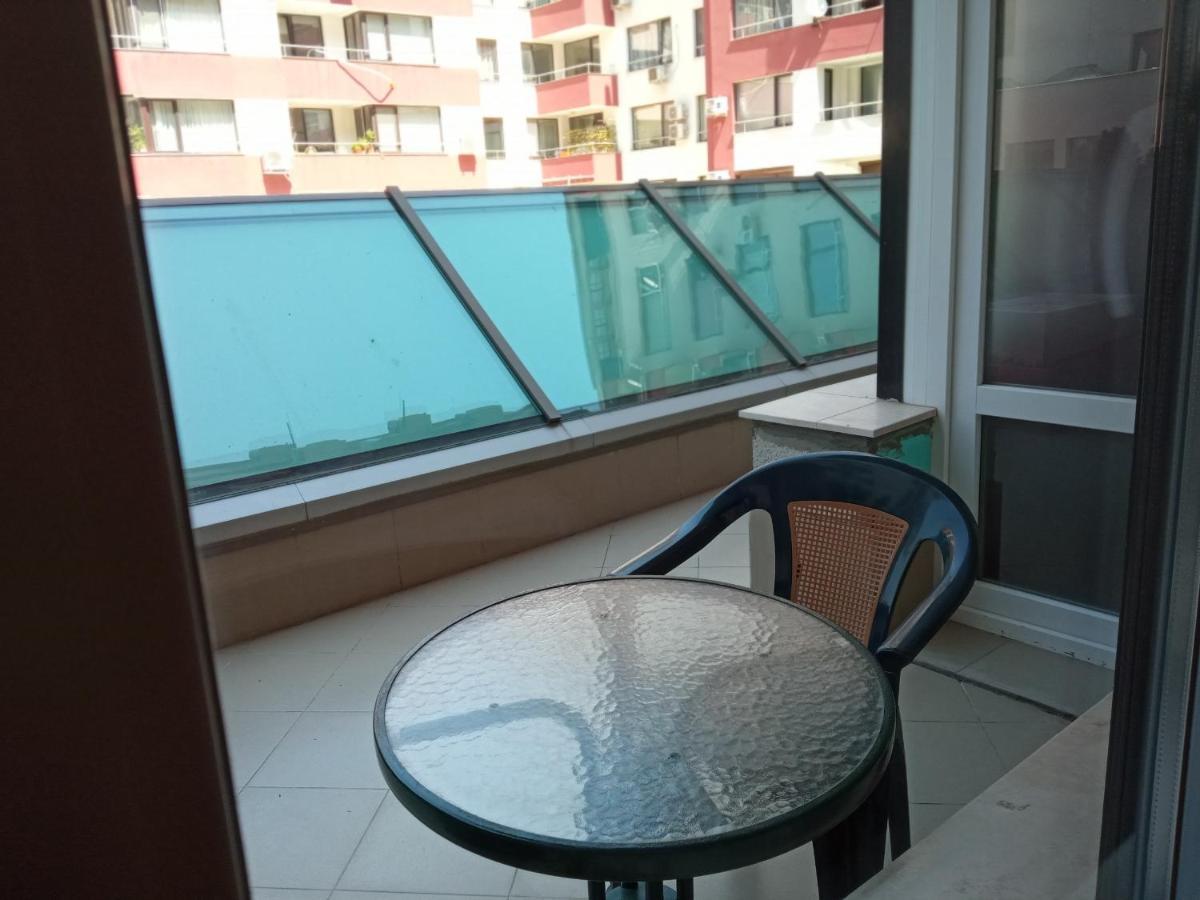 Ultraviolet Relax Apart โซเฟีย ภายนอก รูปภาพ